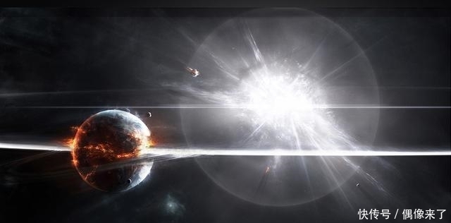 地球虽然不是生命体，但质量也会发生变化，不仅会增重也会减轻