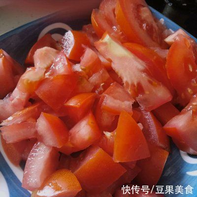 食欲|没食欲？来个萝卜肉丸番茄汤吧