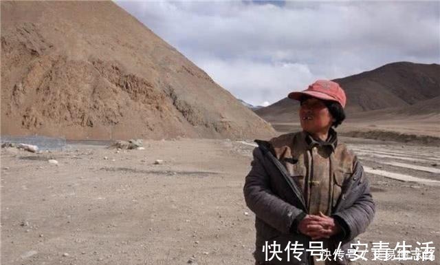 西王母$“昆仑女神”杨丽:独守新藏线20年,路过车辆都会向她鸣笛致敬