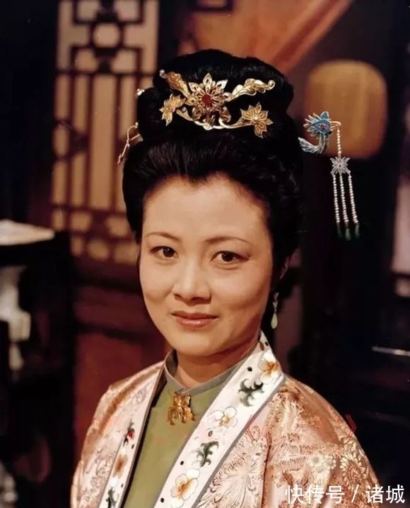 尤氏|红楼里的吃喝：尤氏饿了，机会来了，王熙凤哭了