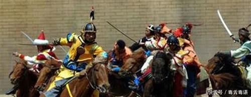 皇太极|有人密报皇妃不轨，皇帝连夜回宫，但第2天突然驾崩，死因成谜！