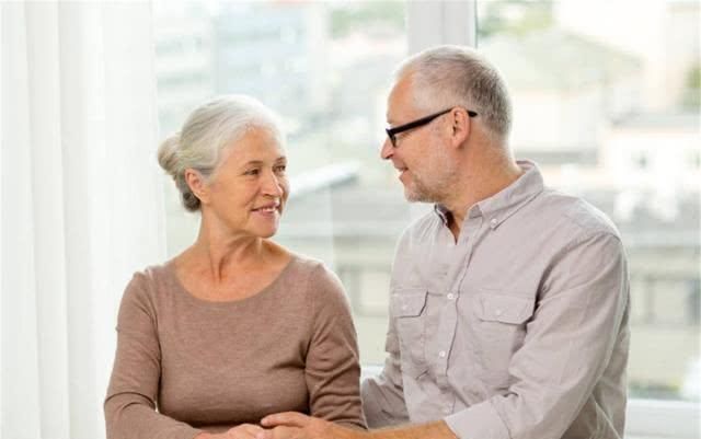 染发|过了60岁后想长寿，5件事少做，尤其是最后1件，再喜欢也要忍住