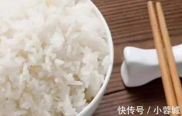 馒头|最“长肉”的四种主食，馒头落榜，第一种堪比“喝油”！