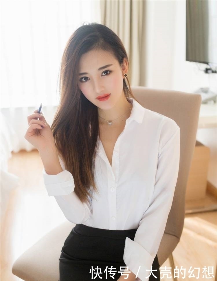 知性|时尚搭配:大方知性的美女,简约高雅的打扮,轻松凸显时尚气场
