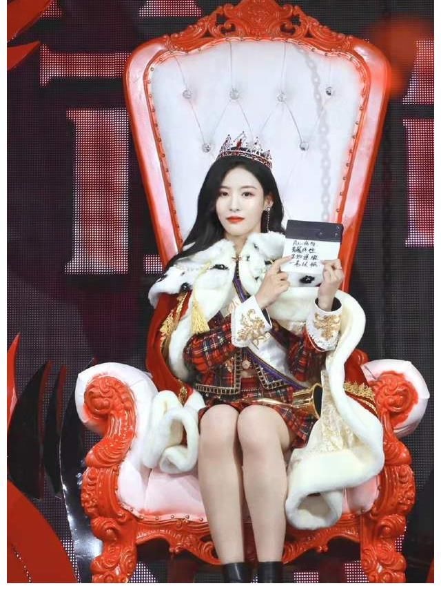 孫芮李斯丹妮互毆，孫芮被打出滿臉血絲，三線藝人都這么拼嗎？