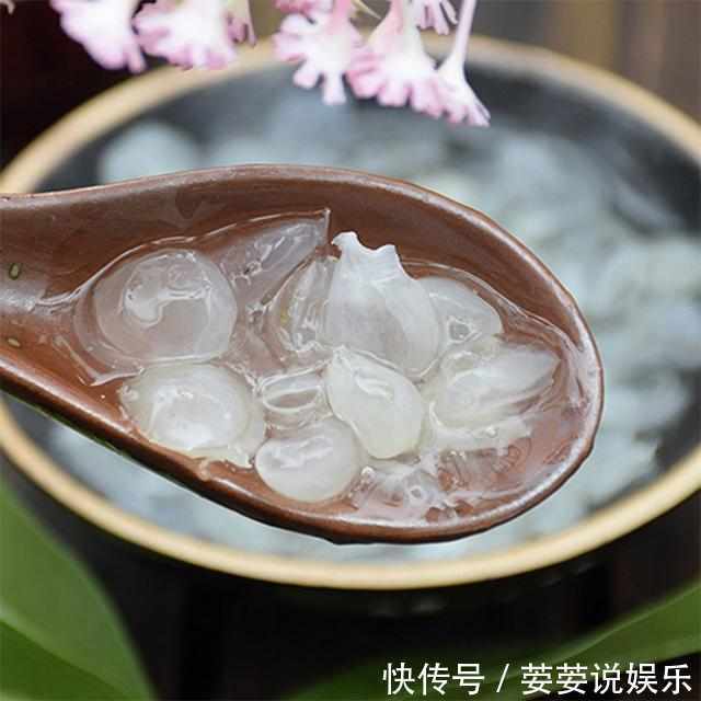 含有|这些富含“雌激素”的食物,女人要多吃!美容养颜,排毒瘦身