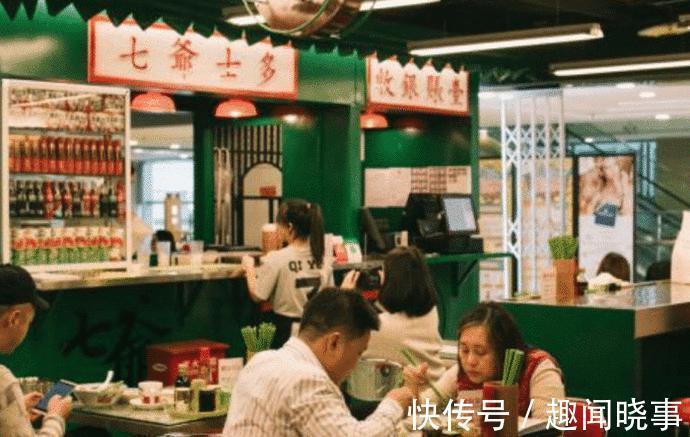 陈小春1碗面42块,谢霆锋1碗面68块,一个宾客如云一个不会再去