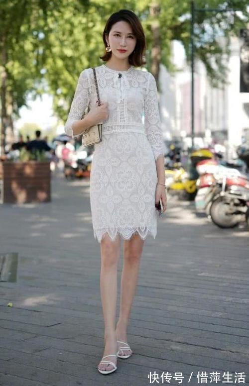 蕾丝|时尚舒适的美裙搭配简约大方,可以轻松打造出靓丽的造型