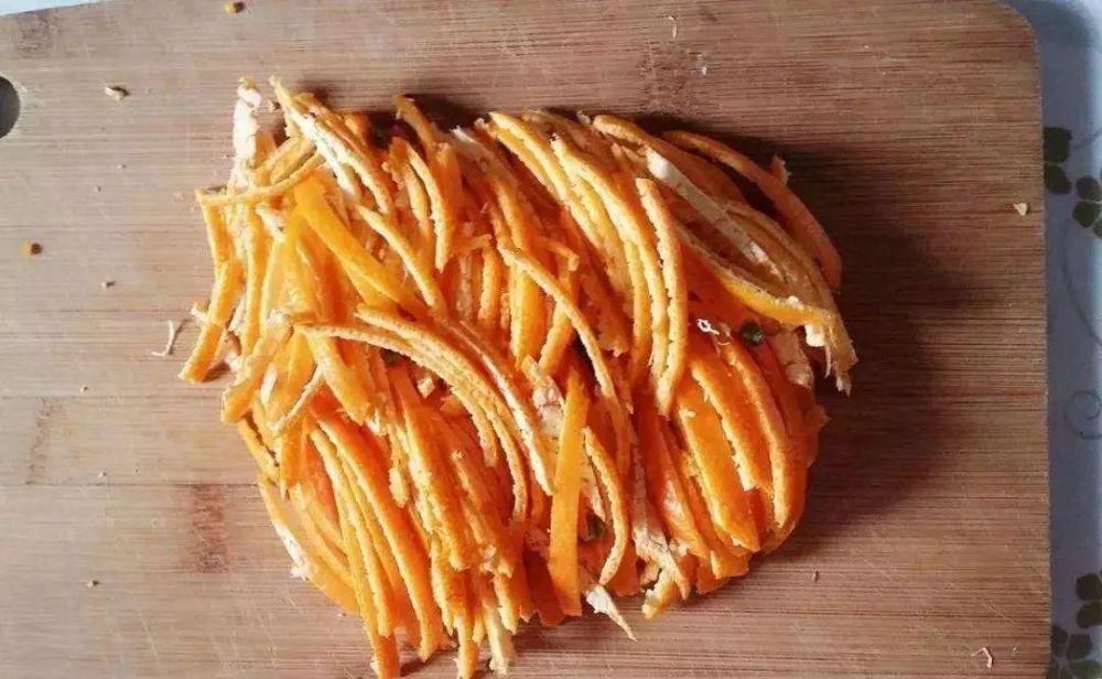 老花匠|老花匠:扔4种“东西”,就是扔钱,比花肥还好用,不花钱!