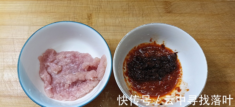 豆瓣酱|夏天没有胃口，教你制作“臊子凉粉”，成菜酸辣爽口，比吃肉过瘾！