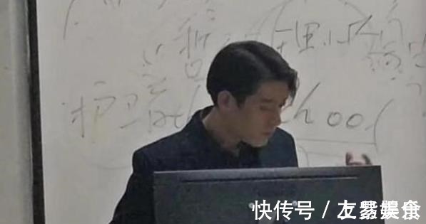 |西政高颜值男老师,授课风格幽默有趣,法学课“蹭课率”创新高
