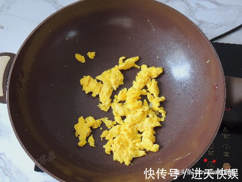 炒面的正确做法，根根分明，好吃不粘锅，连吃一星期都不腻