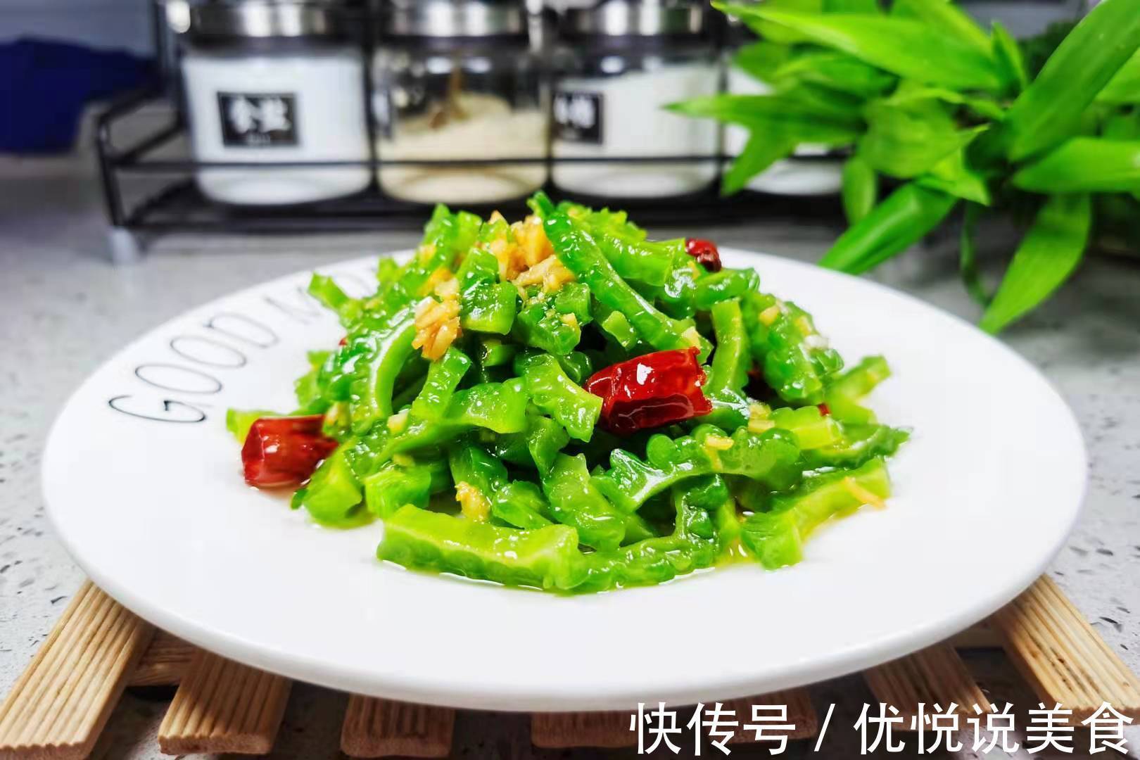 夏天温度高，不管有钱没钱，这6道凉拌菜多给家人吃，开胃又下饭