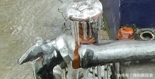 着用|冬天农村自来水经常会被冻住,别急着用热水浇!快试试这3种方法