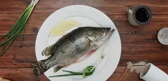 吃了几十年鱼,才知道原来鱼还可以这样吃,味道更鲜美