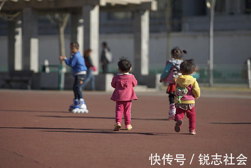 骑自行车|别错过“黄金长高季”,家长可以用这五种运动,助力孩子长高