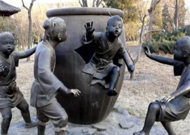 下场|司马光砸缸的故事大家都听过,那被救下来的那个人最后下场如何?