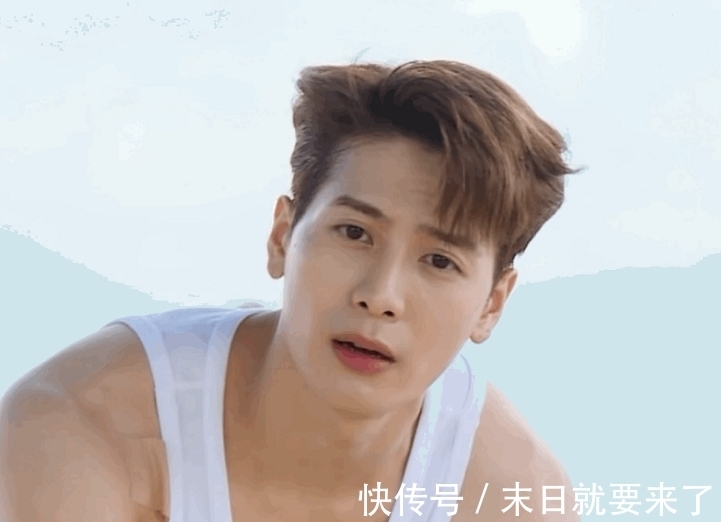 沙溢|王嘉爾被沙溢“誤傷”，看著沙溢表情超委屈，網友：好萌！