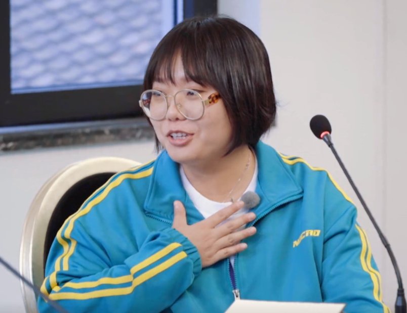 周杰|不愧是北大畢業的！李雪琴畫辣目洋子，隨手幾筆就畫出了神韻