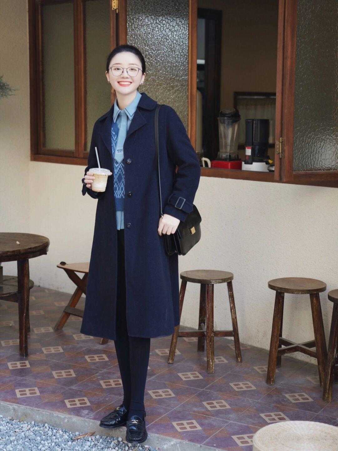 外套 精致女人选外套,必入这“三款”,简约优雅又有气质,谁穿谁美