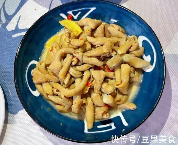 冬天的的味道，简单易做的清炒鹅肠不用烤箱照样能做