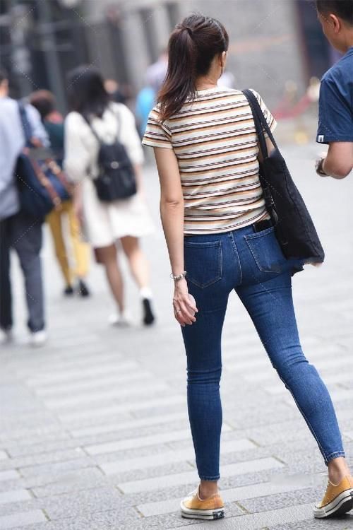优雅|优美修长的大美女,时尚优雅独特之美,晚上下班一起吃个饭吧