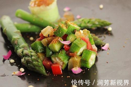焯水|秋葵号称“植物黄金”，吃秋葵用不用焯水营养师告诉你正确做法
