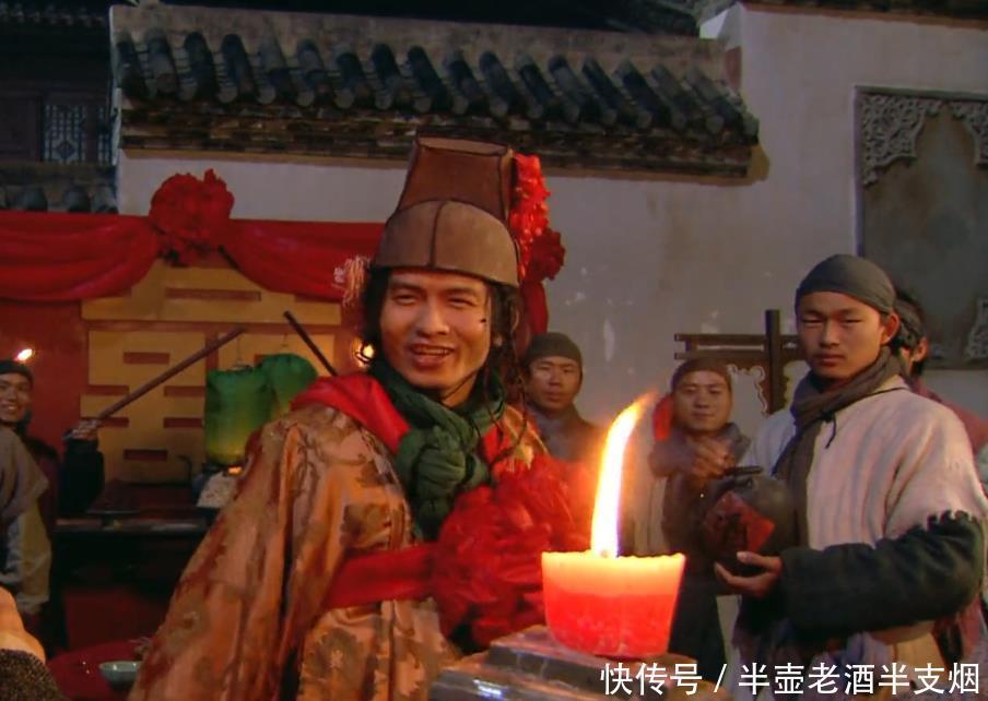 吴用|小霸王周通再抢民女,武松一怒拔刀,宋江吴用林冲为何息事宁人?