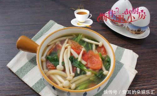 蔬菜汤|45岁女人减脂汤,好吃好做,低卡又饱腹,晚餐坚持喝,越喝越瘦