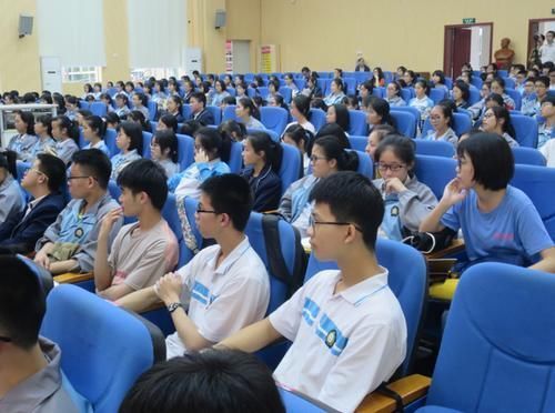 前赤壁赋|高中难背的“文言文”有哪些?《爱莲说》不算啥,第2篇共537个字