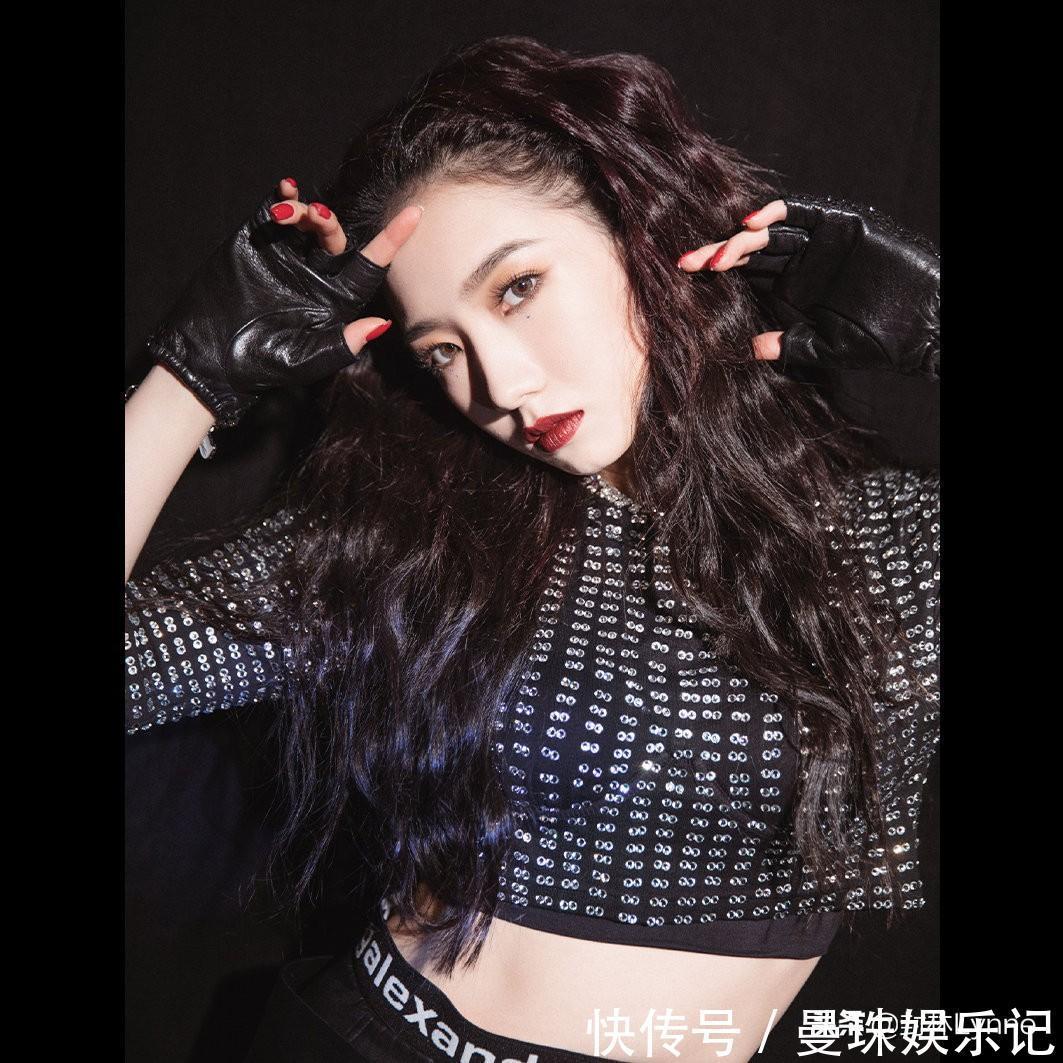 发型 看明星们的发型,哪个最好看?你喜欢长发飘逸还是短发灵动呢?