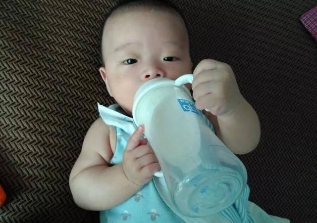 猛涨期|儿科医生提醒:娃1岁5个“猛涨期”,抓住多长5cm,错过耽误发育