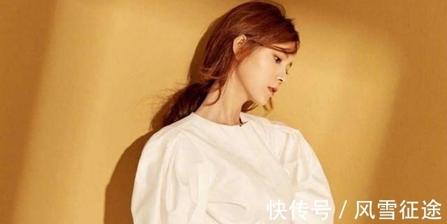 破洞牛仔裤|陈瑶的漫画腿太美了,短裤配高筒靴子超拉风,精致又帅气