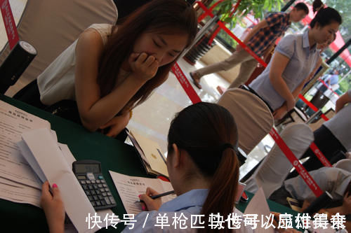 二宝|宝爸要二胎“一心求女”,结局反转难以接受,瘫坐椅子上“算账”