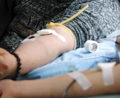 糖尿病足|1种零食堪称天然“胰岛素”，你若常吃，或助血糖平稳，不口渴