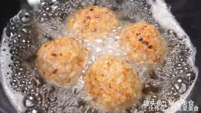 入适量|四喜丸子,营养丰富这季节应多吃,掌握这一秘诀,色泽鲜亮又入味