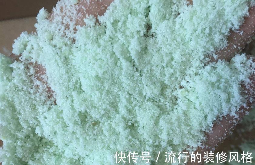 硫酸亚铁溶液|植物黄叶就用它调剂,当叶面肥、灌根,掌握住技巧贼好使