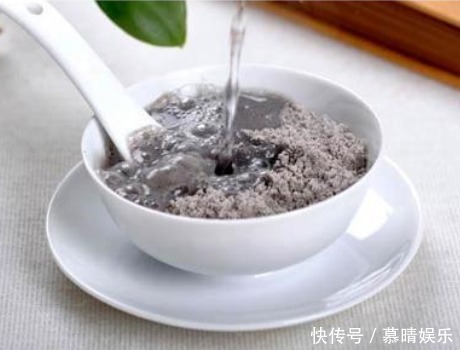 黑芝麻糊不用买,在家就能做,香浓还简单,原来1碗成本才几毛