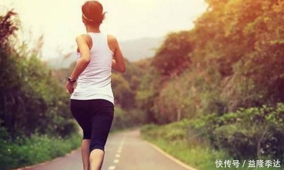 胰岛素|糖尿病患者注意,此3件事比吃糖还危险,愿你1个也不占