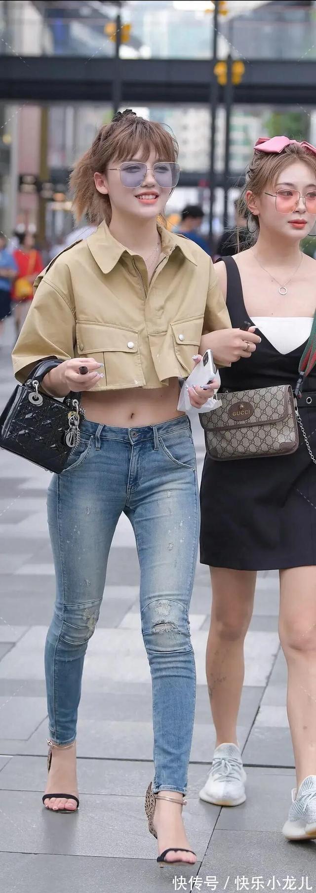 破洞牛仔裤 美丽自信的打底裤穿搭增添女神气质，时尚大方又舒适，高级十足