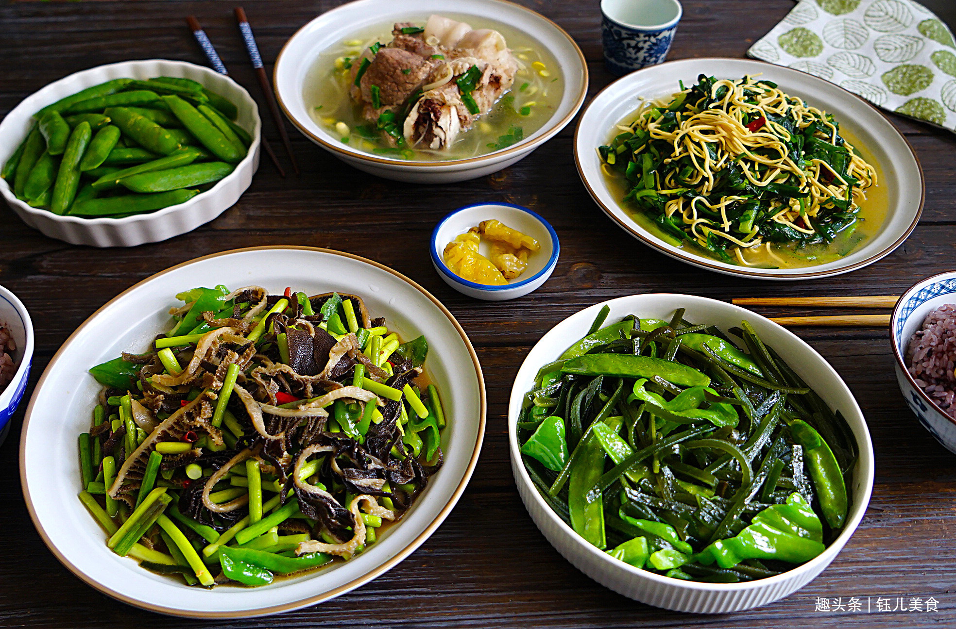 儿媳妇做的午餐火了，简单的家常菜，婆婆不嫌弃还分享烹饪技巧