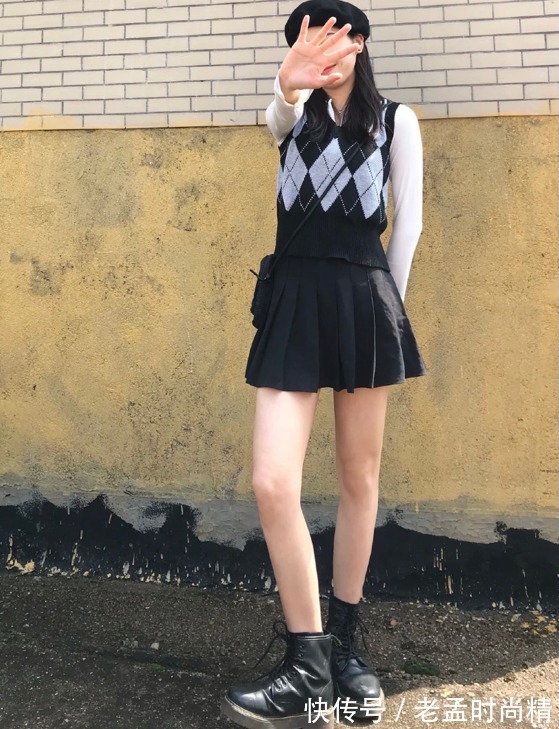 复古 解锁百褶裙的复古穿法,显瘦时髦又有文艺范