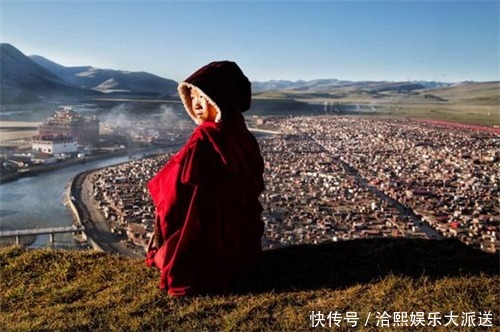 色达五明佛学院|中国最大尼姑庵，2万多女性在此修行，天黑后都要遵守一项规定