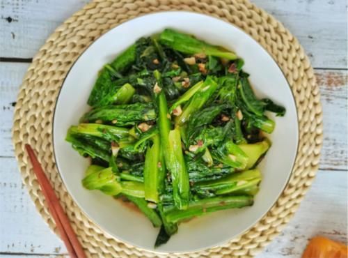 养心安神|失眠最怕吃“这道菜”,隔三差五吃,养心安神,失眠也好了