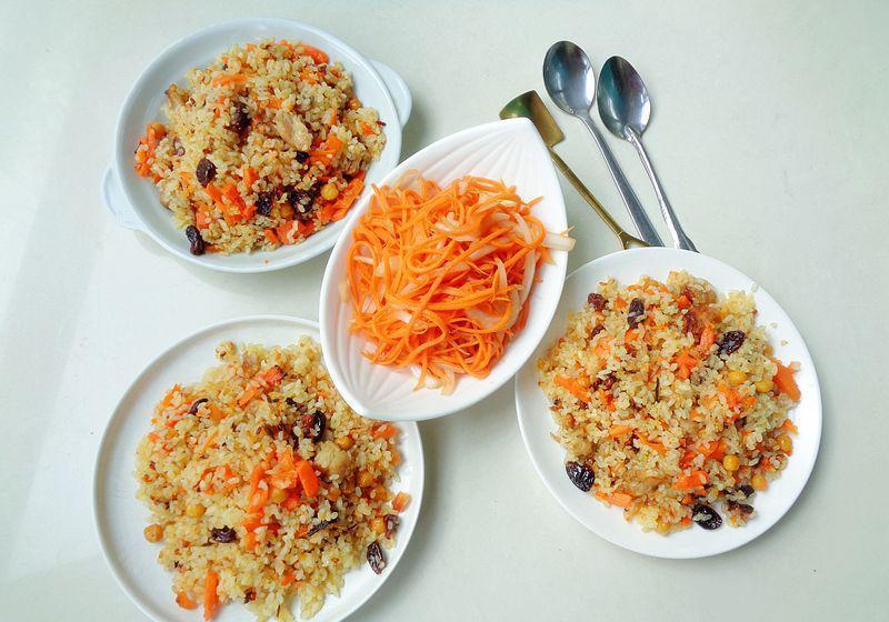 我家冬天周末一日三餐,抓饭配炖菜,好吃又暖和