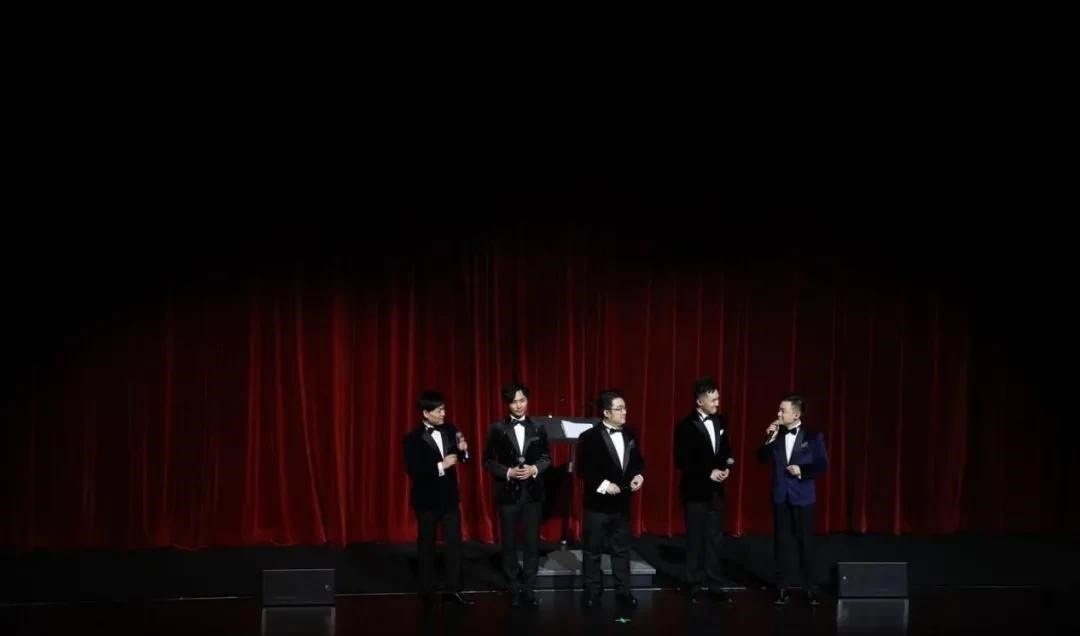 圆满|“她”被宠爱的全场《恋与制作人》三周年音乐会圆满落幕