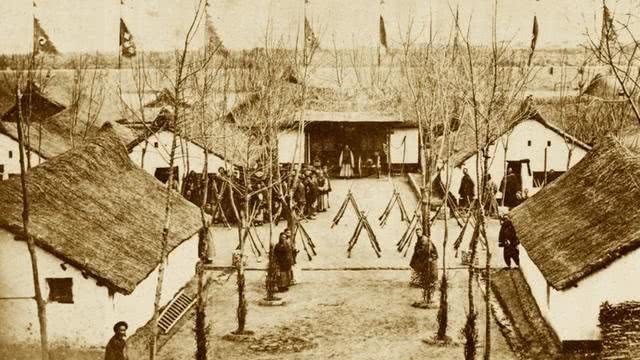 有何|一介书生曾国藩带兵,有何独特的治军思想,让草根湘军独步天下?