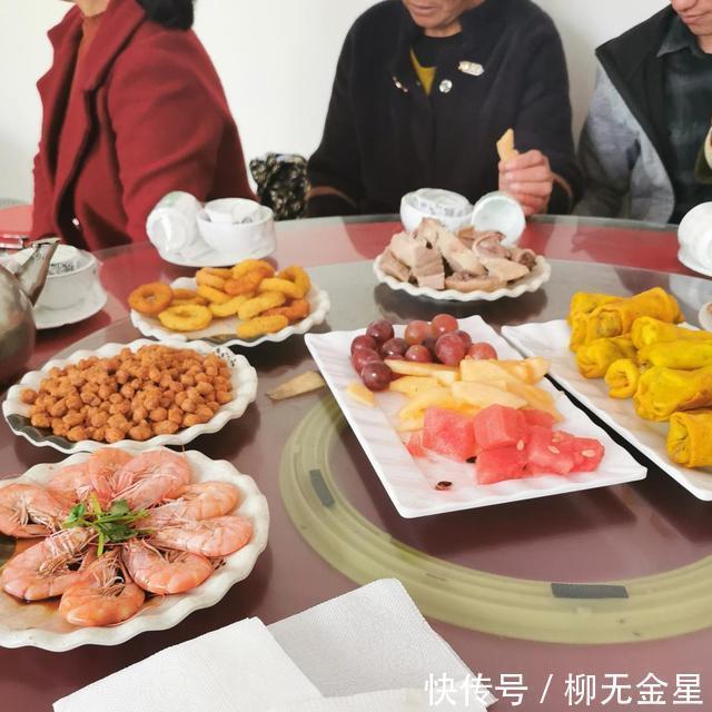 凉拌海蜇丝|农村喜宴600块钱一桌,全是大菜,城里人表示太值了!