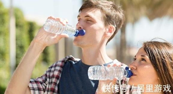 雄性激素|男性常吃三种水果，有助于促进雄性激素分泌，肾脏也会夸你聪明