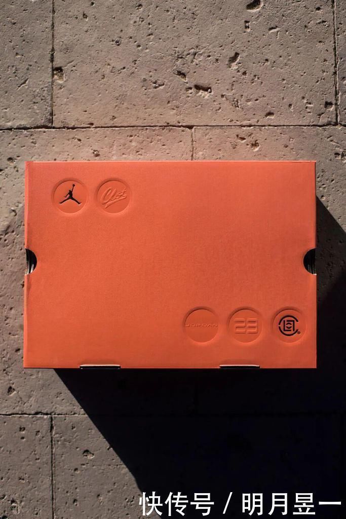 air 永远滴神!兵马俑 AJ 套装上脚太帅了!冠希刚晒出隐藏玩法!